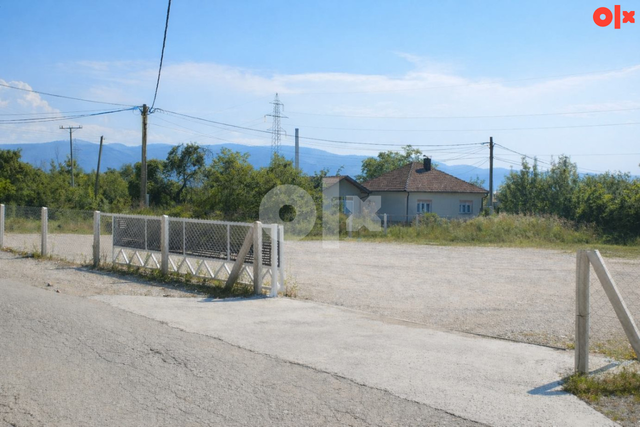 Izdaje se zemljište - parking/skladište/baza - Česma, Banja Luka