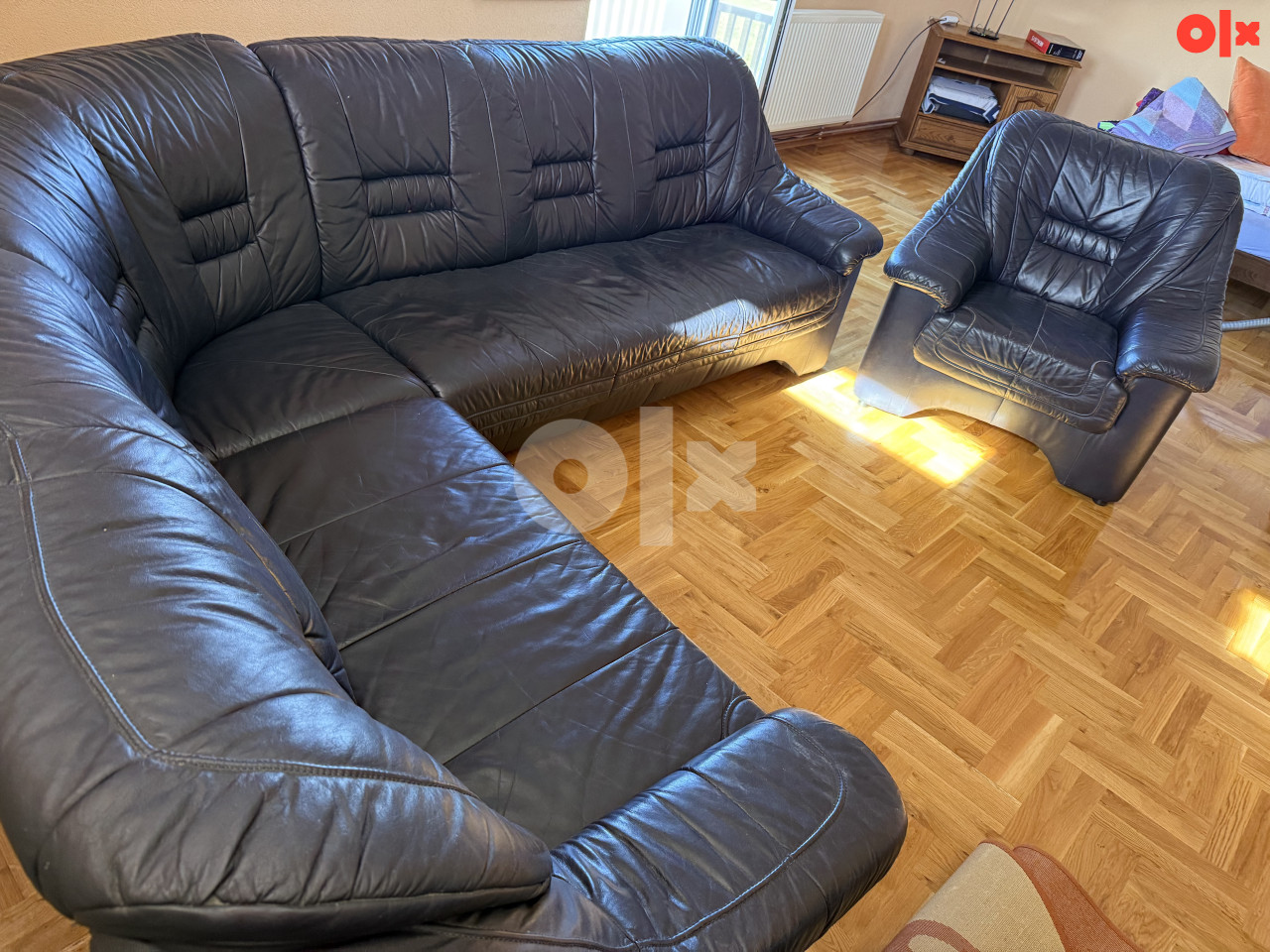 Kutna kozna garantura i fotelja u dobrom stanju 2