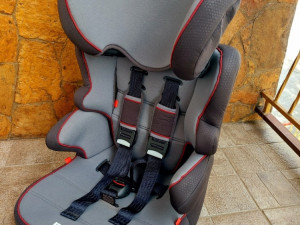AUTOSJEDALICA ZA DJECU 9-36 KG  Francuska EKSTRA STANJE
