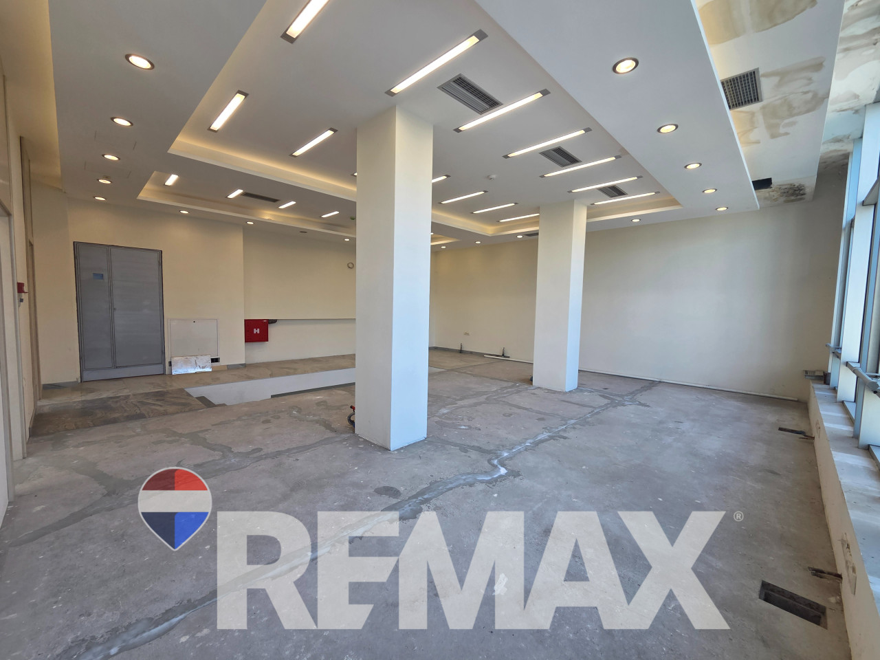 Poslovni prostor 290m2, Gradiška, vrhunska lokacija 10