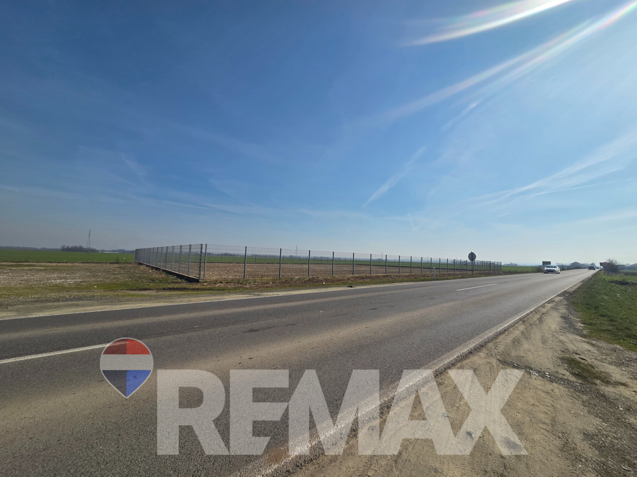 Plac za najam uz magistralni put,2360m2,N.Topola/Dušanovo 3