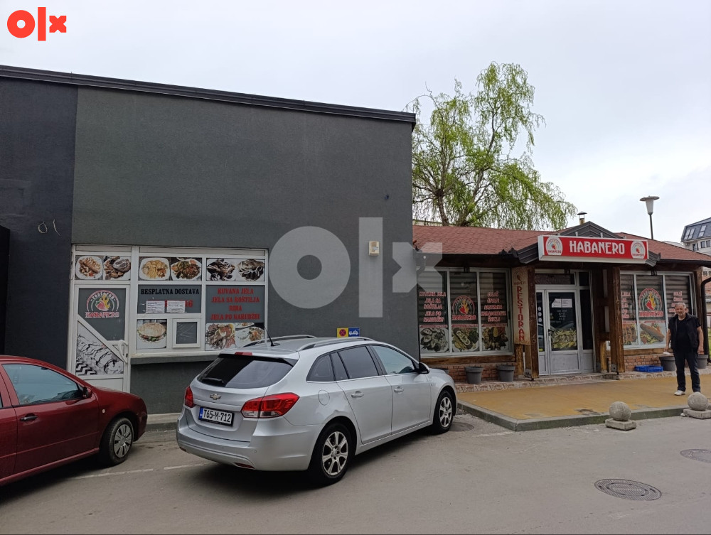 Poslovni prostor u centru Bijeljine - Zmaj Jovina 4 2