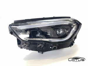 Lijevi far Mercedes GLA 2019-2023 LED A2479064906KZ