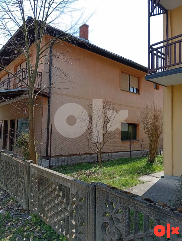 Kuća Turija (Lukavac) - 180 m2 + 60 m2 poslovni prostor 3