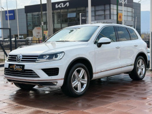 Volkswagen Touareg 3.0 TDI 4Motion R-line Panorama Facelift