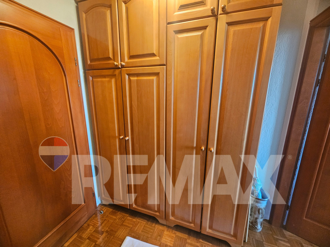 Odličan 4-soban stan 92m2/naselje Sunca 13