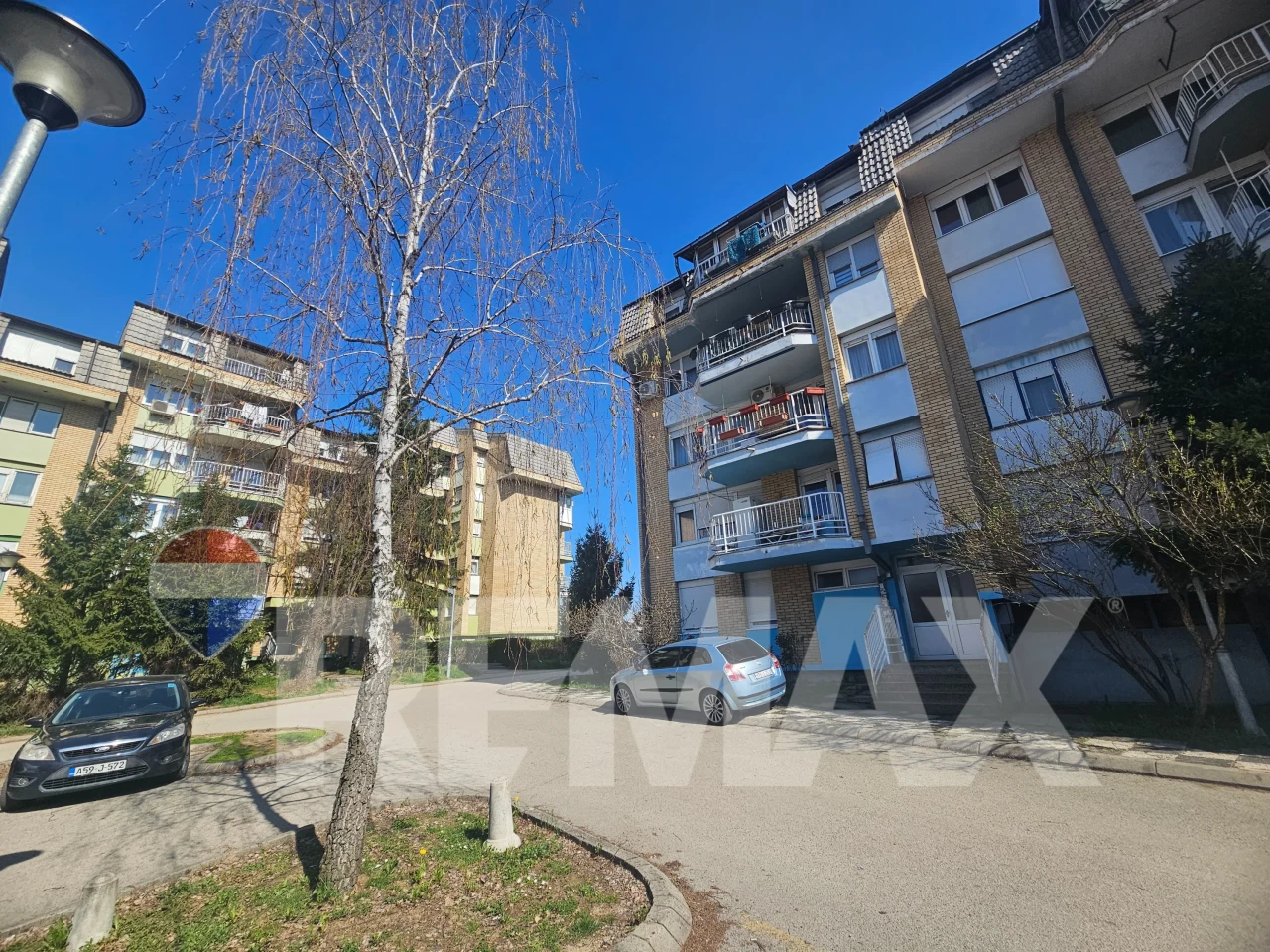 Odličan 4-soban stan 92m2/naselje Sunca 24