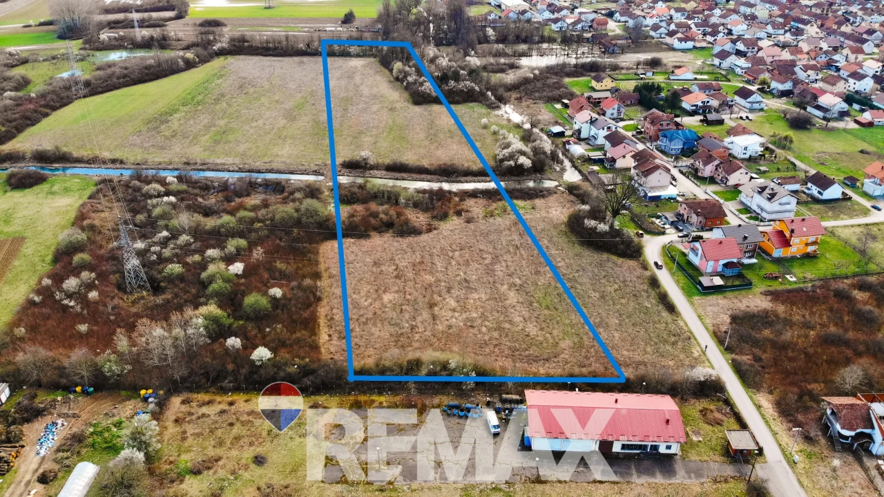 Investicijsko zemljište sa odličnim potencijalom - 17.147m2
