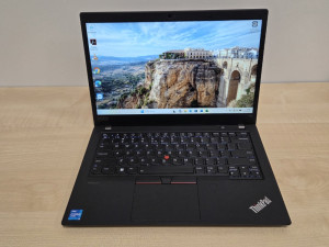 Lenovo ThinkPad T14 Gen2 i5-1145G7; 32GB RAM; 14''