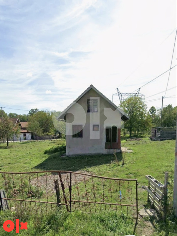 Zemljište plac vikendica Živinice 2350 m2