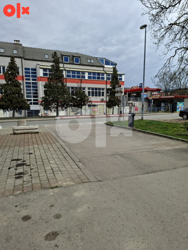 Parking mjesto - Centar Srebrenik 3