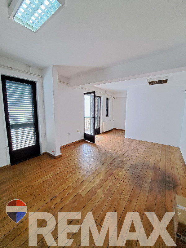 Poslovni prostor 125m2/ Odlična lokacija u Centru 5