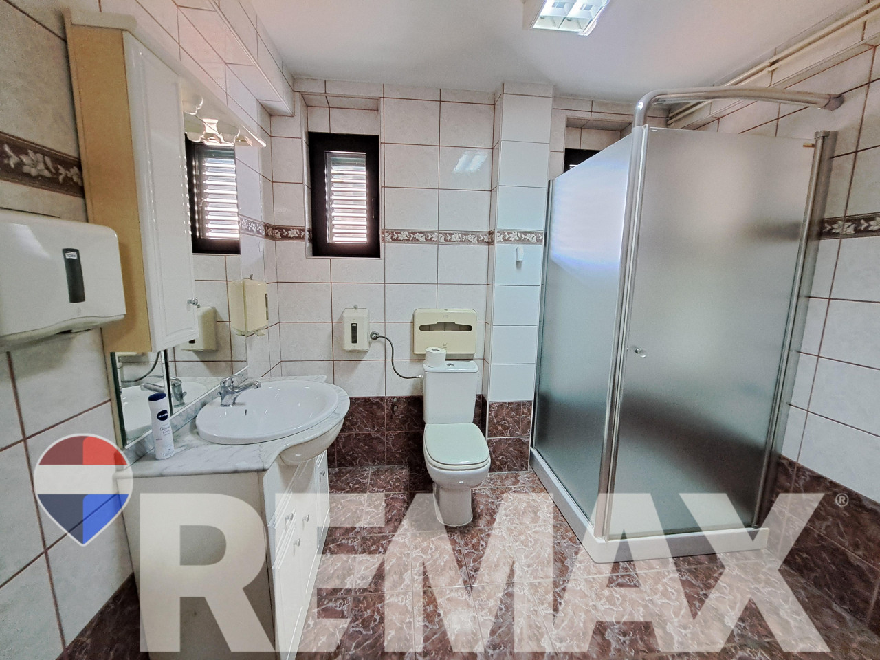 Poslovni prostor 125m2/ Odlična lokacija u Centru 15