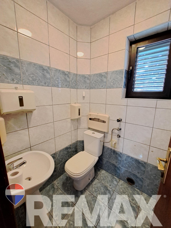 Poslovni prostor 125m2/ Odlična lokacija u Centru 16