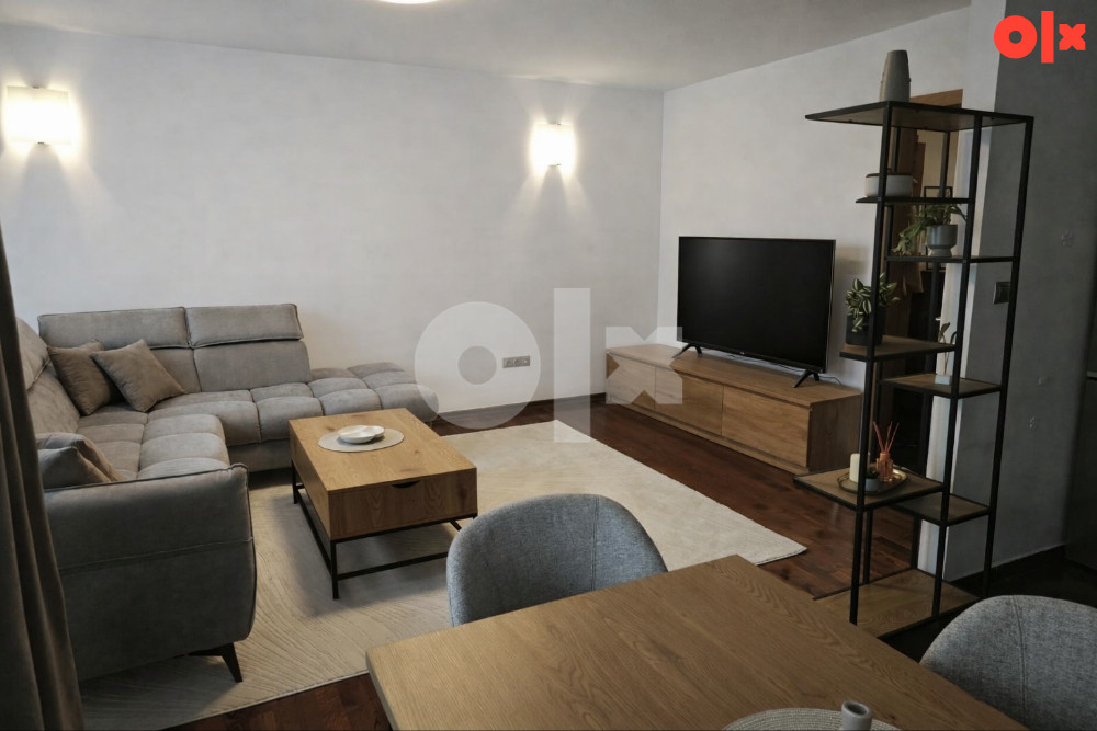 Izdajem 2.soban stan/Č.Vila/54m2/2. Sprat/renoviran 2