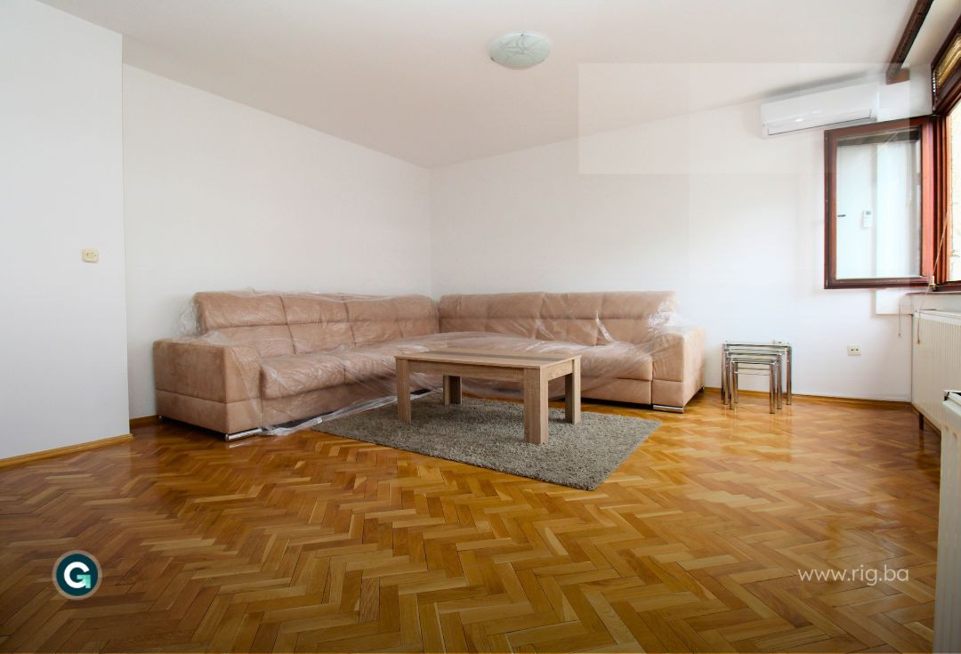 TROSOBAN STAN / Grabvica / NAJAM 4