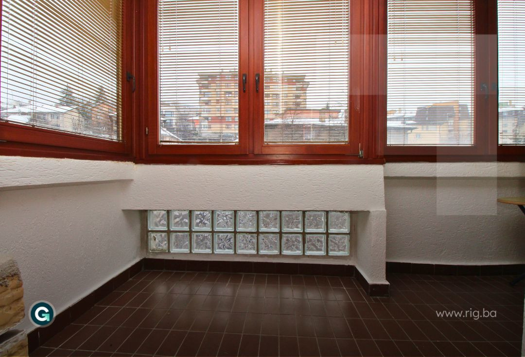 TROSOBAN STAN / Grabvica / NAJAM 8