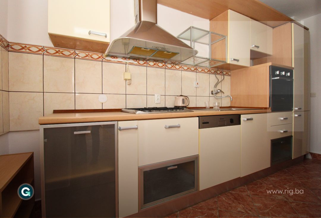 TROSOBAN STAN / Grabvica / NAJAM 9