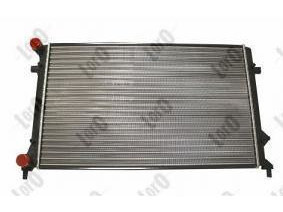 Hladnjak vode VW Golf 5 Škoda Octavia Touran Seat novo