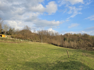 Prodajem placeve na Palančištu