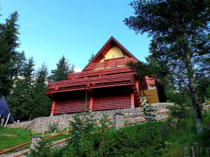 Vikendica sa zemljištem / Vlašić / Babanovac