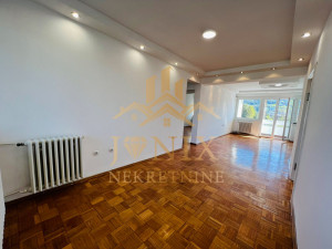 PRODAJA četvorsoban stan CENTAR Banja Luka 106m2
