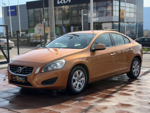 Volvo S60 2.0 D3 120kW Parking senzori Navigacija 2010