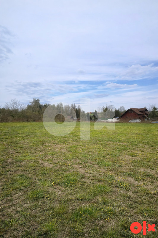 Plac zemljiste Gradacac 2200m2