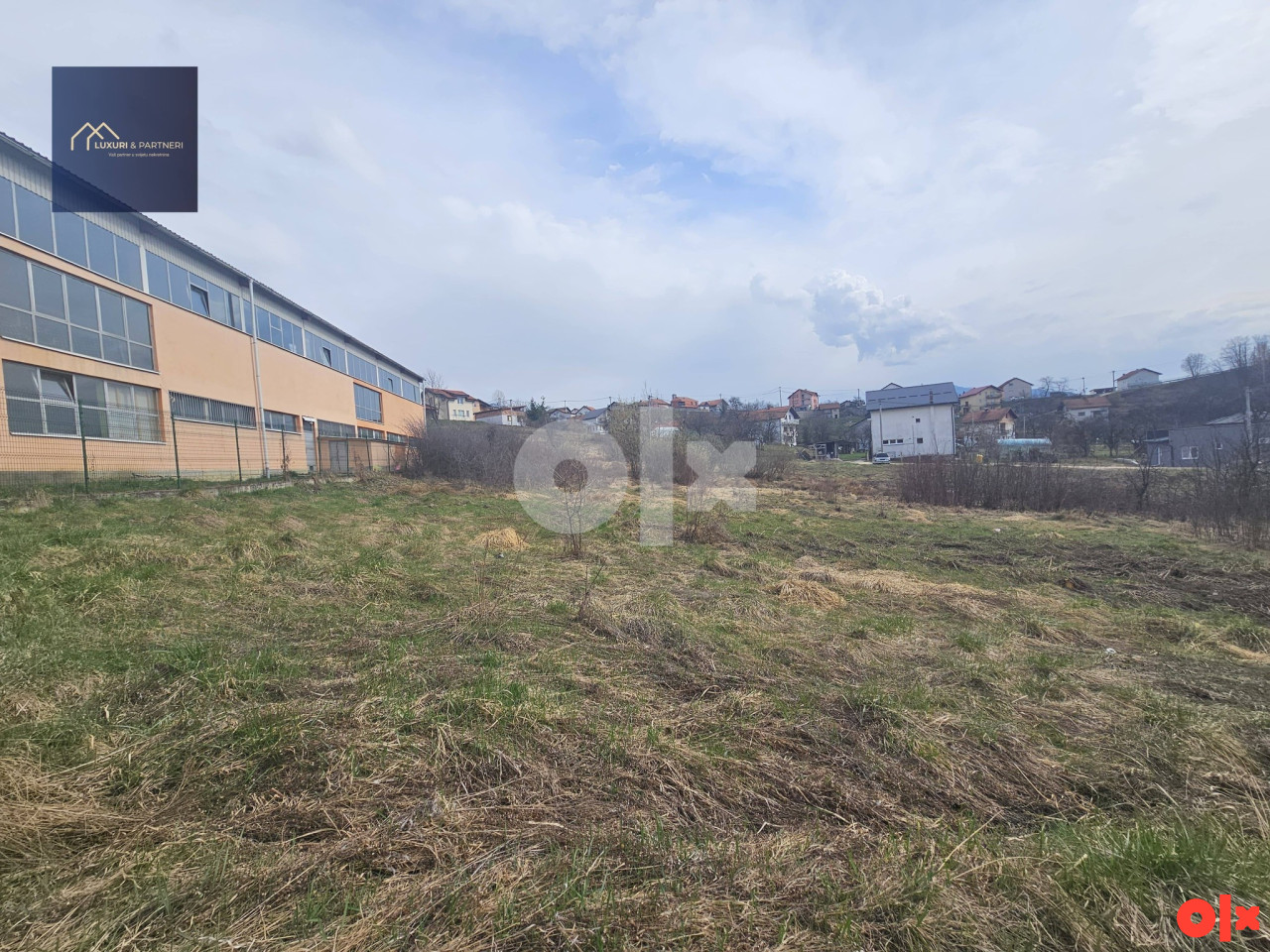 Top prilika!! Prodajemo placeve-moguce parcelisanje-HOTONJ 3