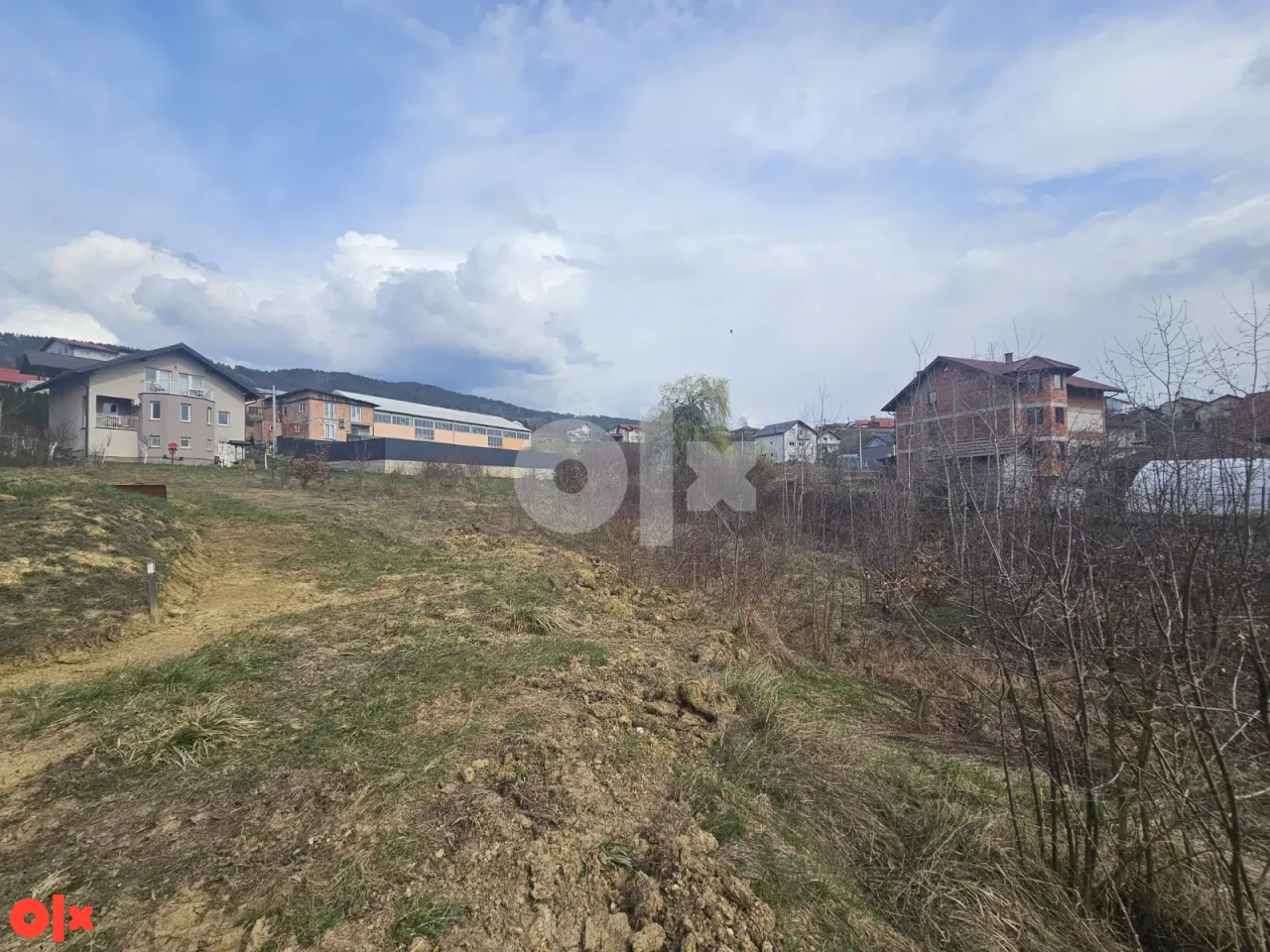 Top prilika!! Prodajemo placeve-moguce parcelisanje-HOTONJ 6