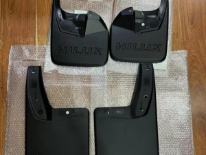 Blatarice Toyota Hilux Revo 2016 + OFF ROAD oprema