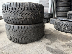 Prodajem 2 gume 245/35/19 Nexen 2022.g