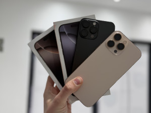 iPhone 16 Pro Max 256GB KAO NOVI