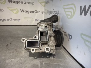 Vodena pumoa Mercedes W213 (fotografija 2)