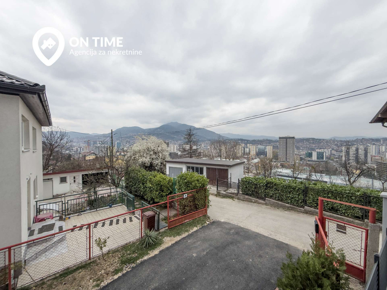 ON TIME prodaje: Dvosoban Stan Sarajevo - Pofalići 8
