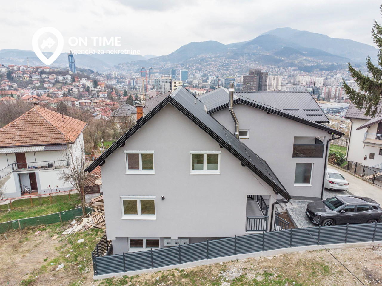 ON TIME prodaje: Trosoban Stan Sarajevo - Pofalići 15