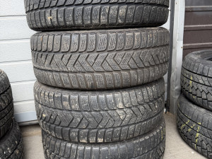 Prodajem 4 gume 205/45/17 Pirelli