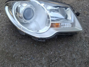 Far desni Touran 2007-2010