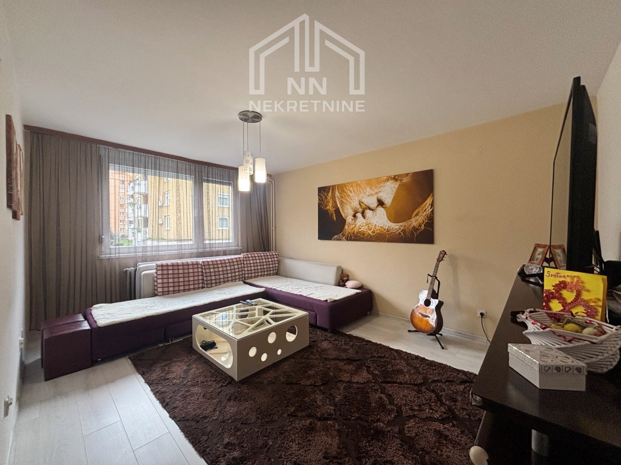 NN Nekretnine : Trosoban stan - Alipašino Polje 72m2 (77m2)