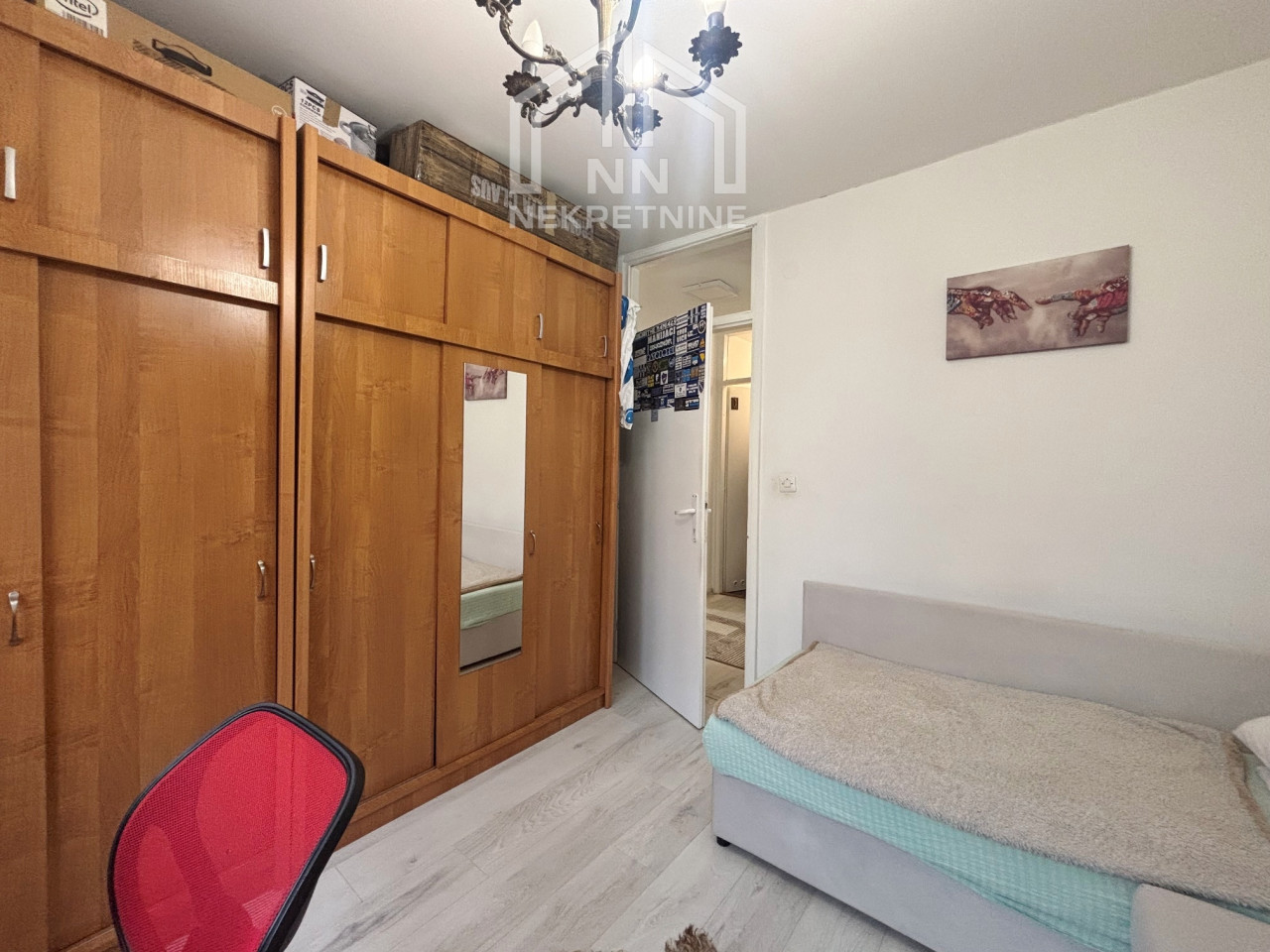 NN Nekretnine : Trosoban stan - Alipašino Polje 72m2 (77m2) 17