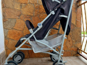 DJECIJA KOLICA KISOBRAN  bebe CHICCO  LONDON UP super lagana