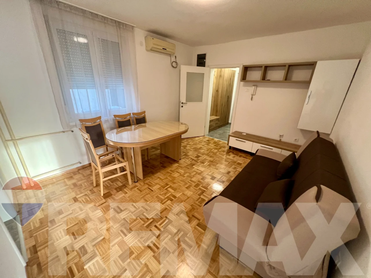 Odličan trosoban stan | Centar | 70 m2 | Najam | Banja Luka