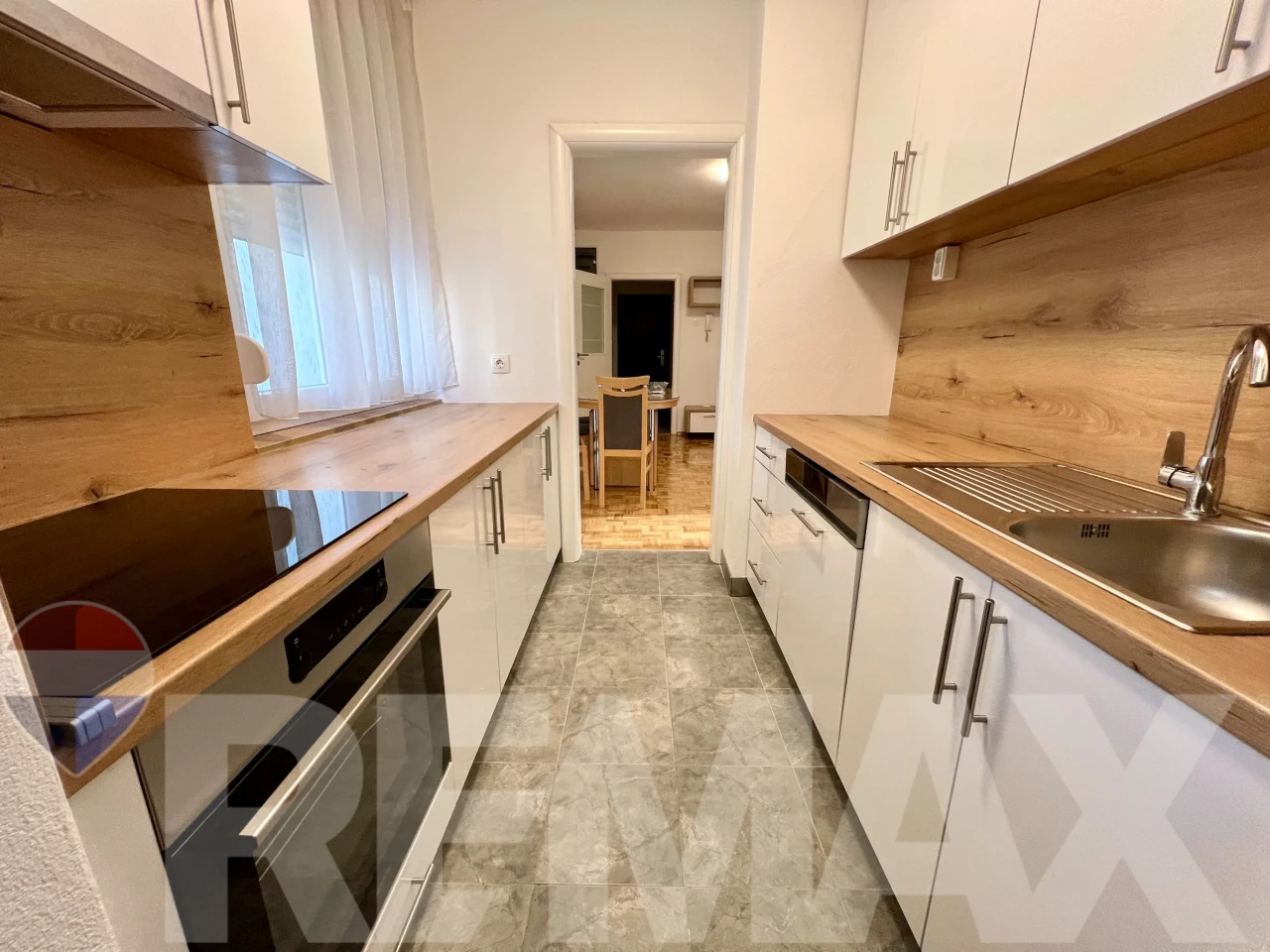 Odličan trosoban stan | Centar | 70 m2 | Najam | Banja Luka 2