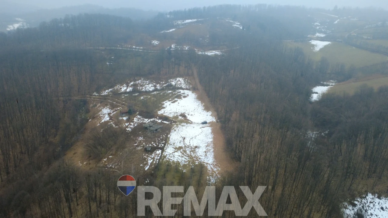 Zemljište 3.788 m2 | Pavlovac | 4,5 km od centra 9