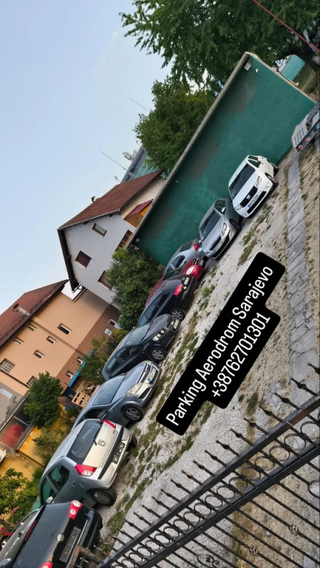 Parking Aerodrom Sarajevo 3