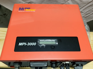 Solarni inverter