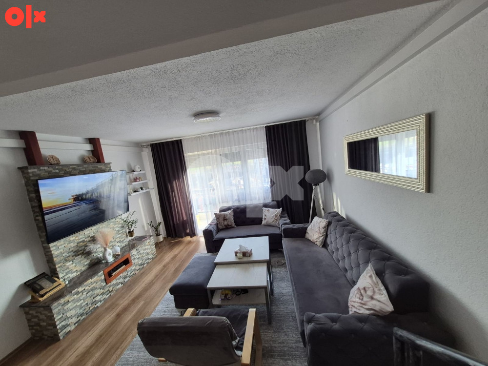 STAN NA PRODAJU, Cazin  70 m2 2