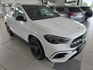 Mercedes-Benz GLA 200d 4 MATIC 4X4 AMG