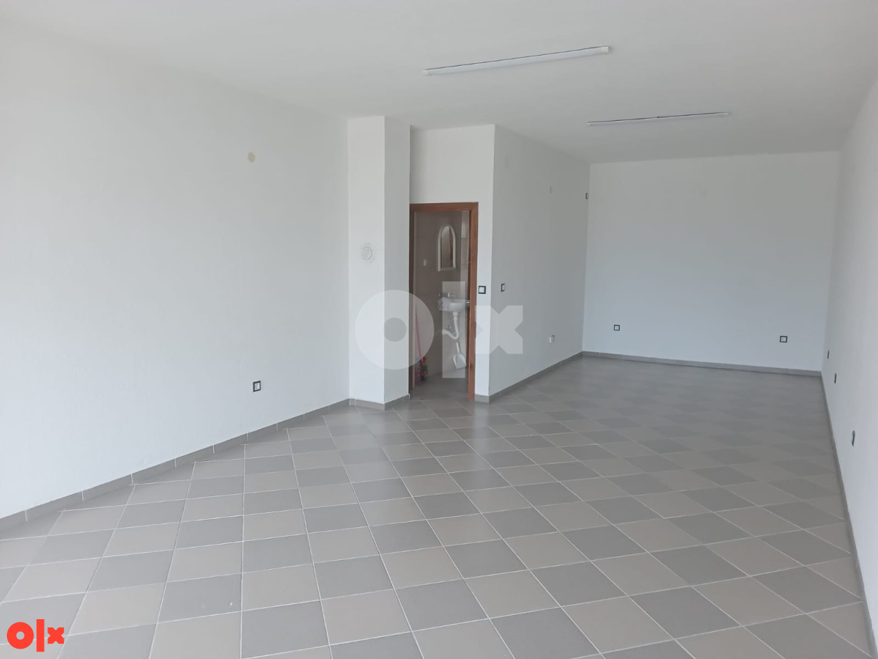 Poslovni prostor Sanski Most 90m2 3