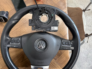 VOLAN SA MULTIFUNKCIJAMA VW TIGAUN